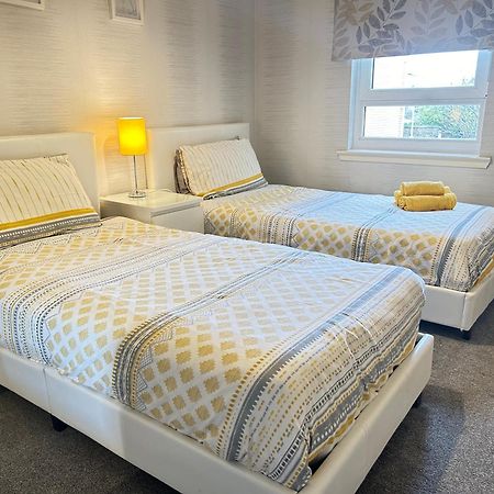Paisley Central Apartment #3 ภายนอก รูปภาพ